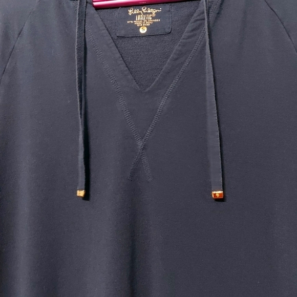 Lilly Pulitzer Luxletic Arin Lounge Popover Hoodie - Picture 5 of 11